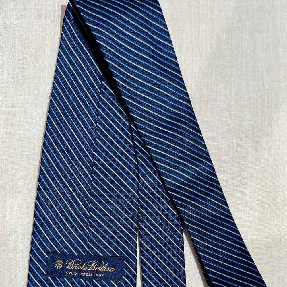 Brooks Brothers Tie - Perfect Condition